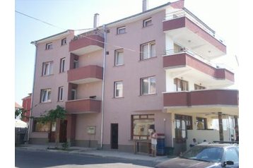 Bulgarie Privát Ravda, Extérieur